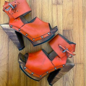 🧡 Gorgeous Fluevog 🧡Platform Sandals🧡